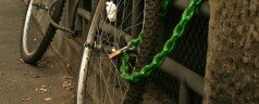 La Policía detiene en el centro a una banda de ladrones de bicicletas