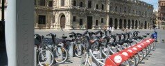 El Ayuntamiento negocia ofrecer Sevici como un servicio para las rutas turísticas